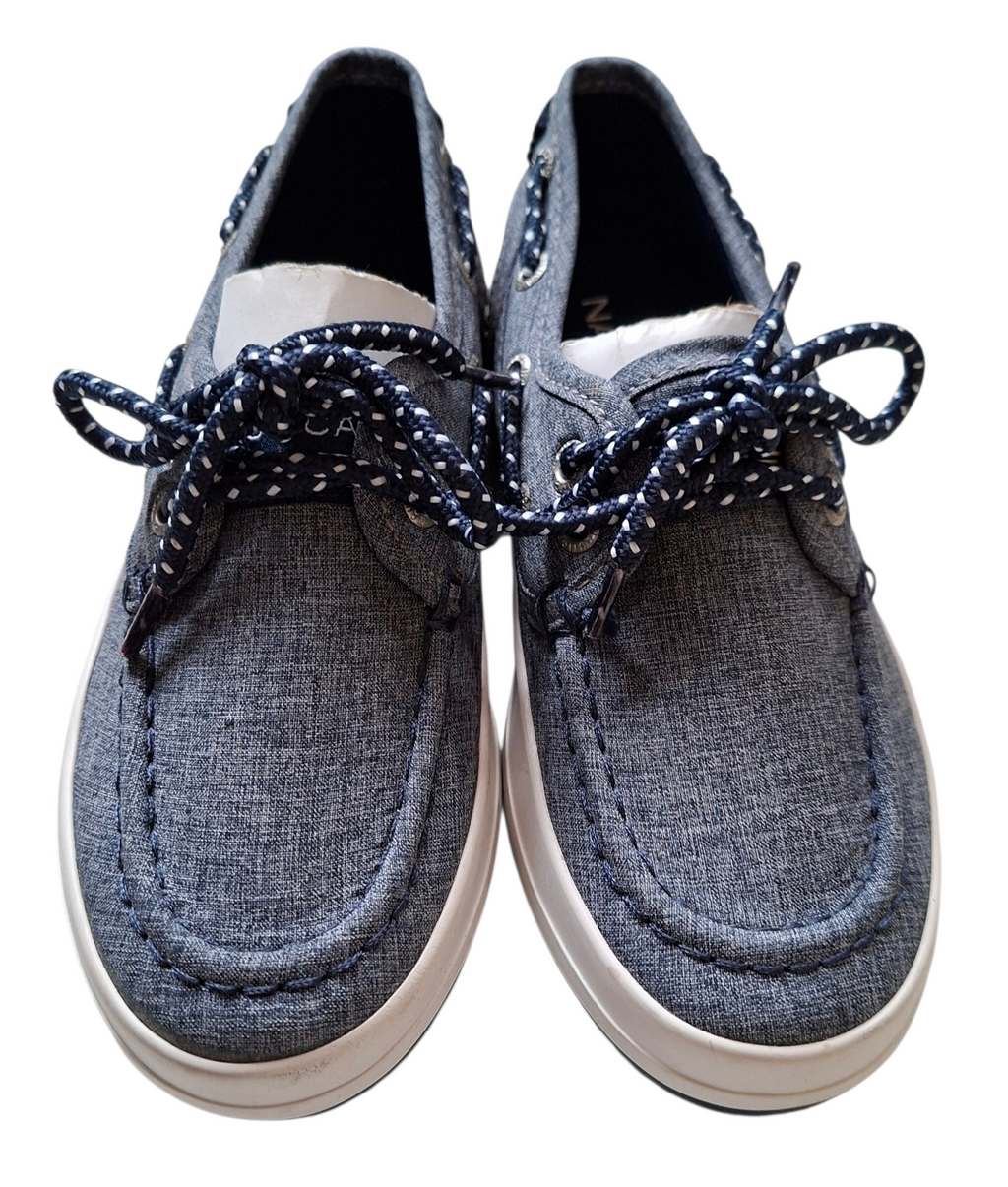 Nautica sneakers / size 30