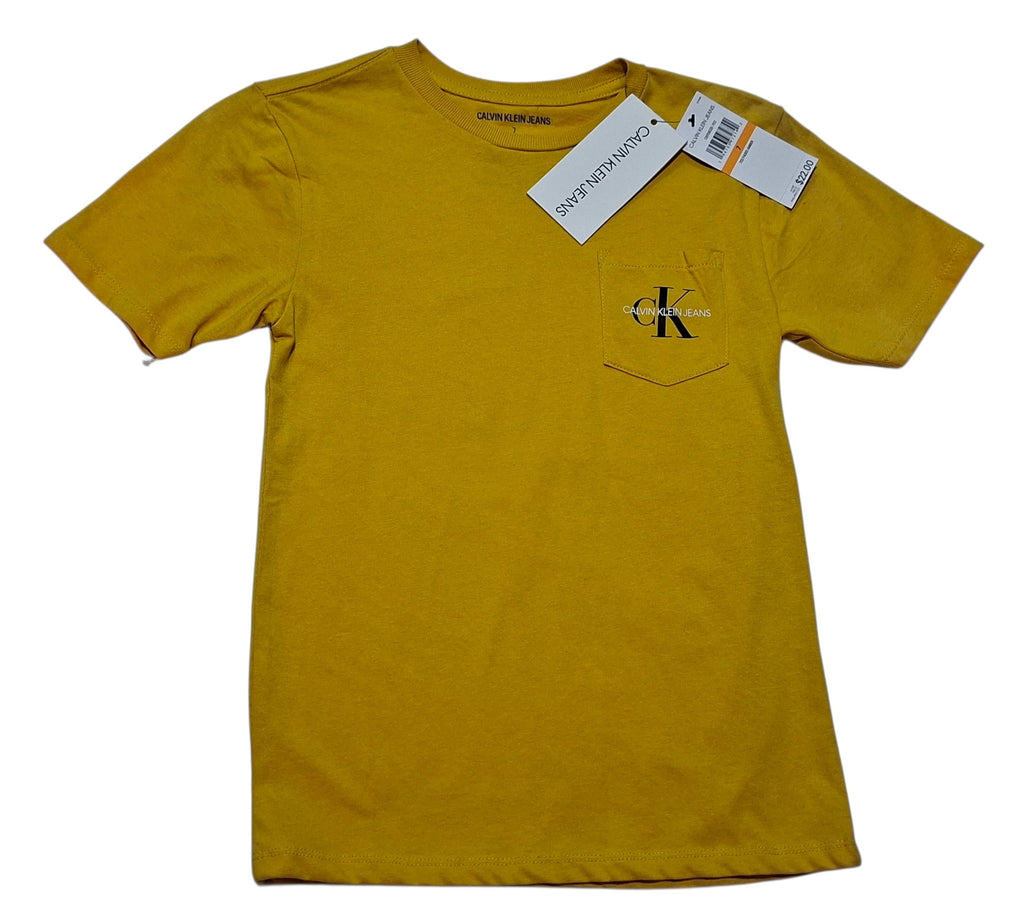 Calvin Klein Tshirt / 7 years