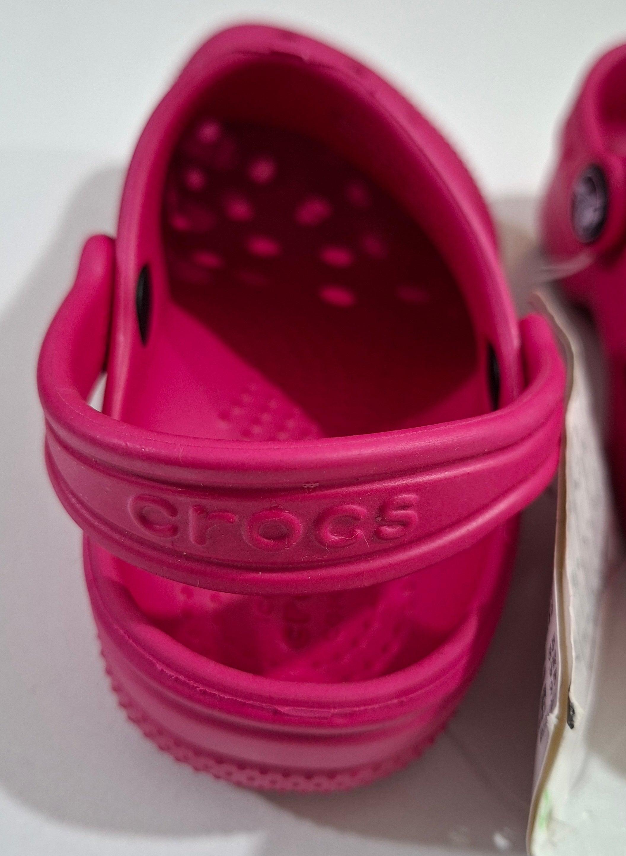 CROCS