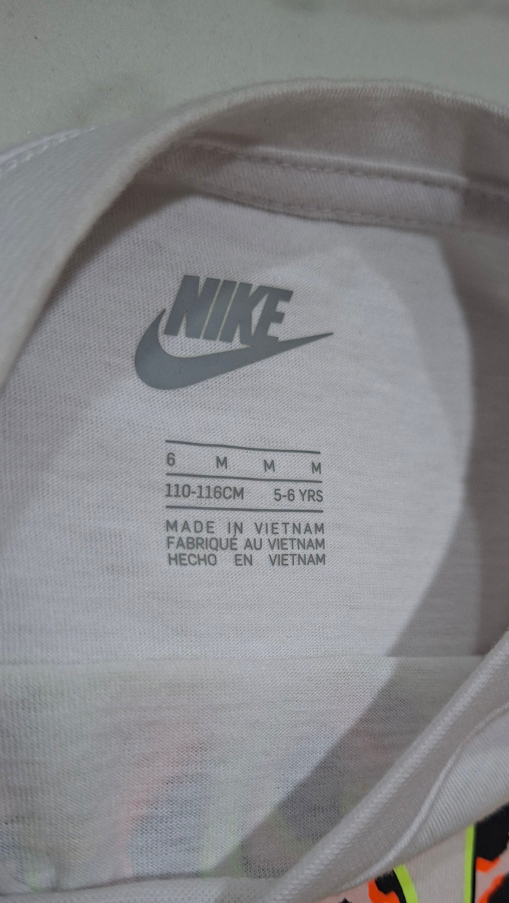 Nike Tshirt / 5-6 years