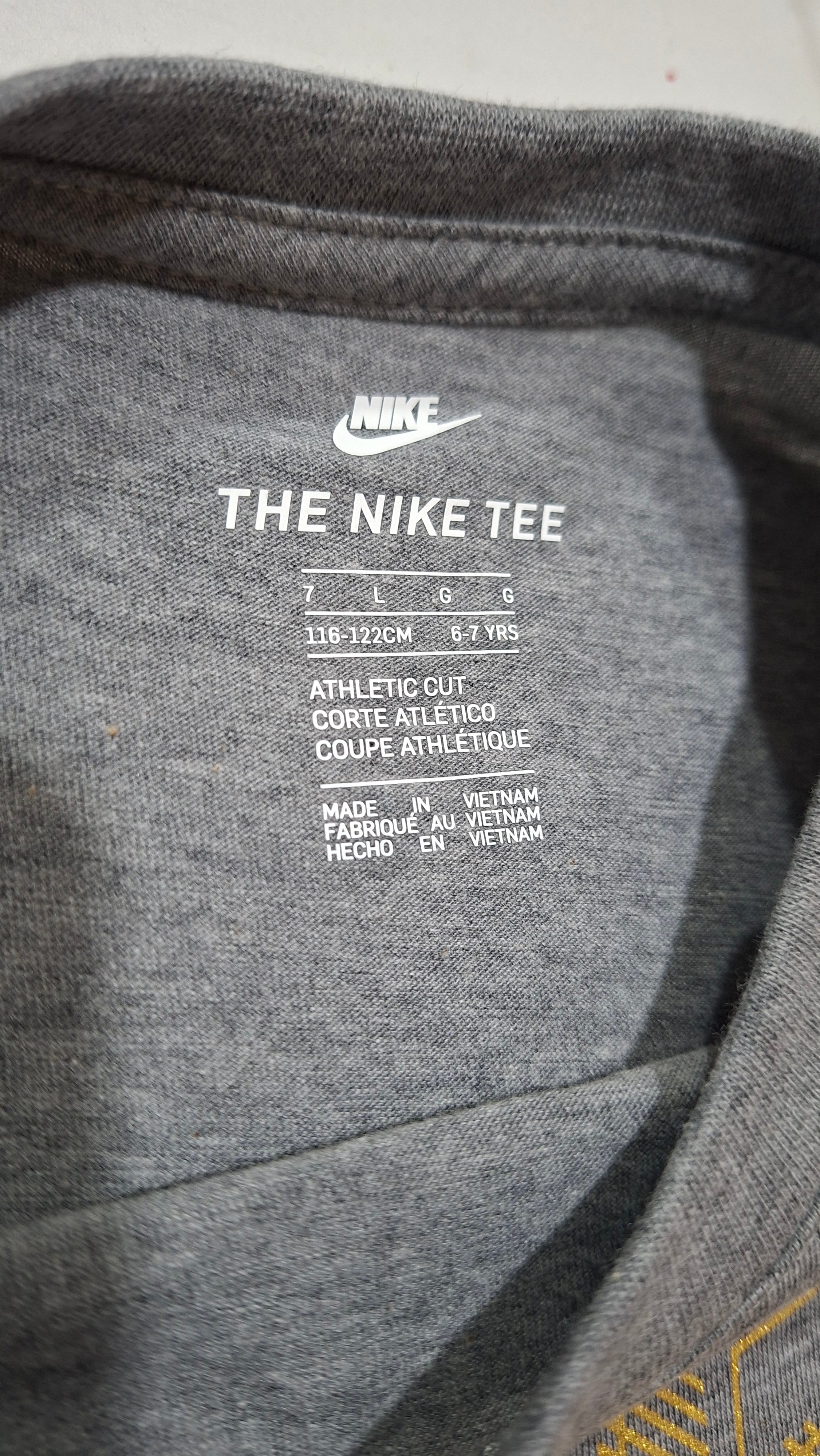 Nike Tshirt / 6-7 years