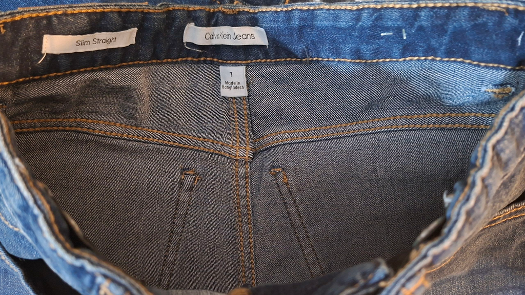 Calvin Klein Jeans / 7 years