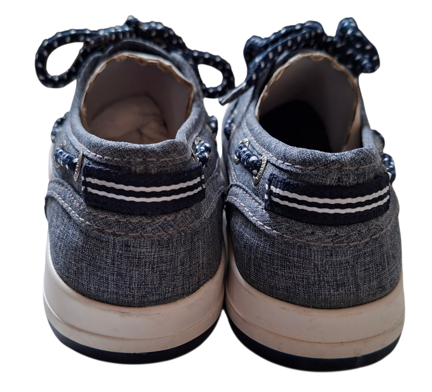 Nautica sneakers / size 30