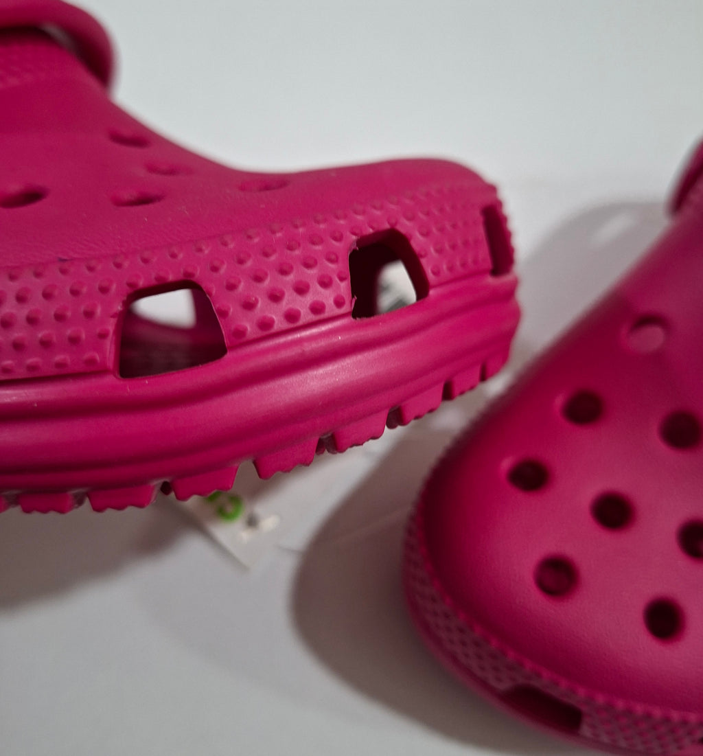 CROCS