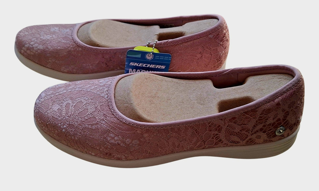 Skechers / Size 38