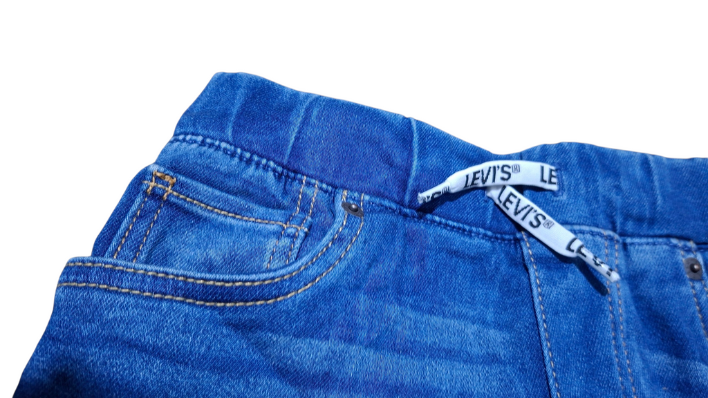 Levis Denim Shorts / 8-10 years