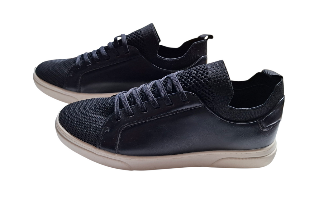 Steve Madden Sneakers
