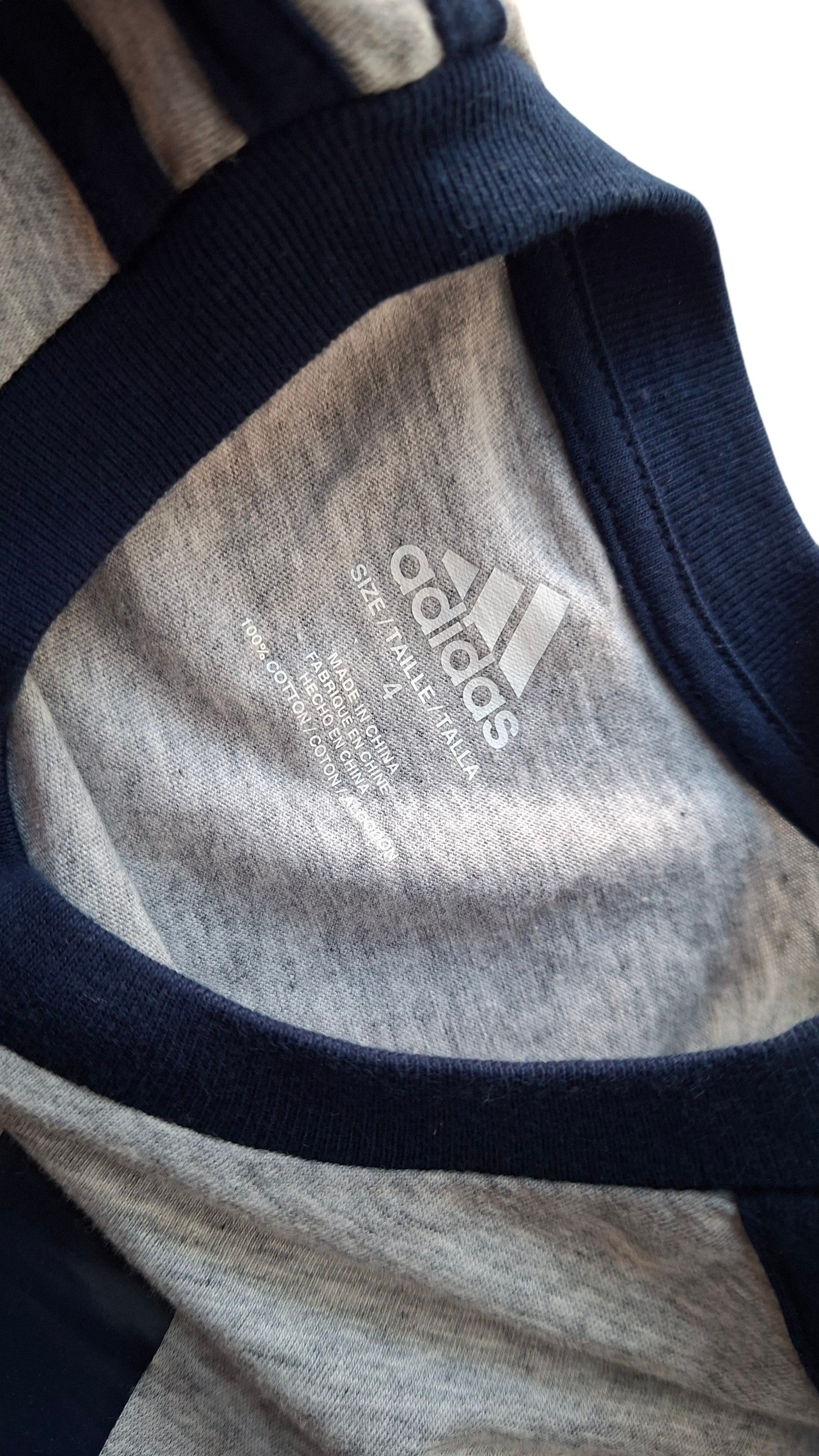 Adidas Tshirt