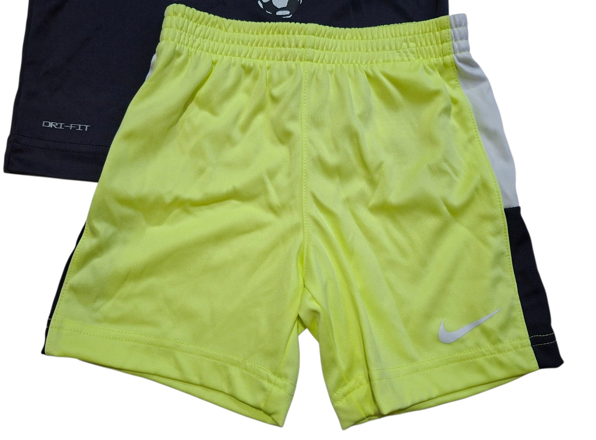 Nike Set / 3-4 years