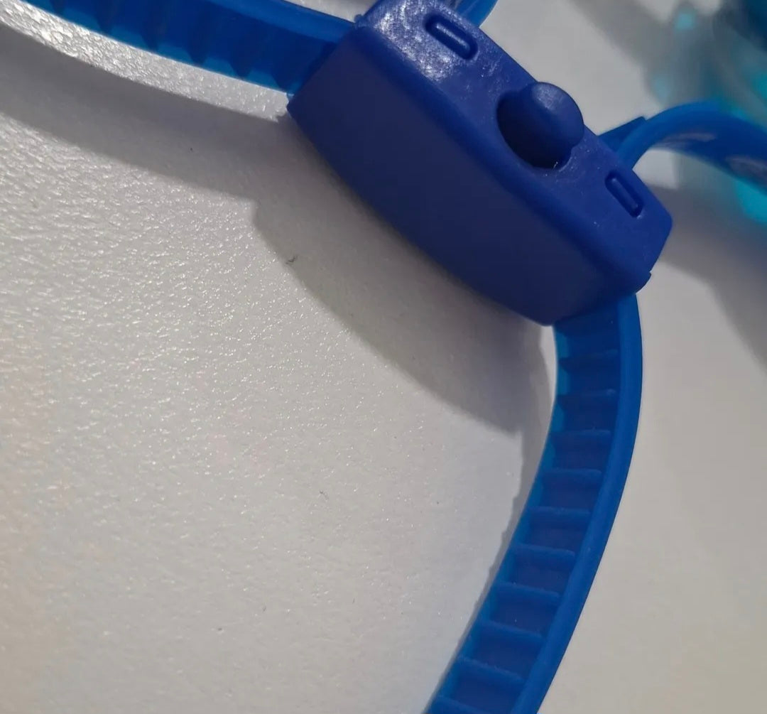 Paw patrol Goggles / 3 years +