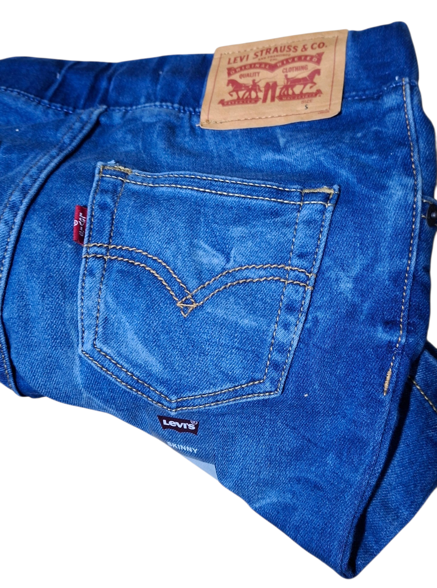 Levis Denim Shorts / 8-10 years