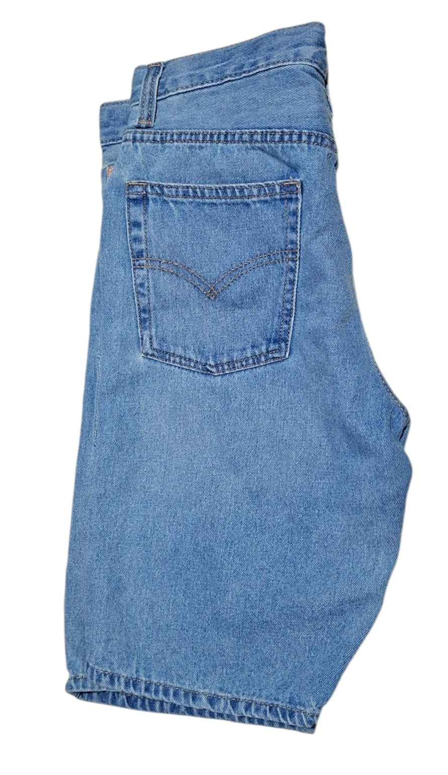 Levis denim shorts / 18 years
