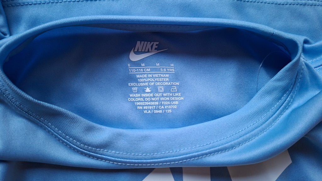 Nike Tshirt / 5-6 years